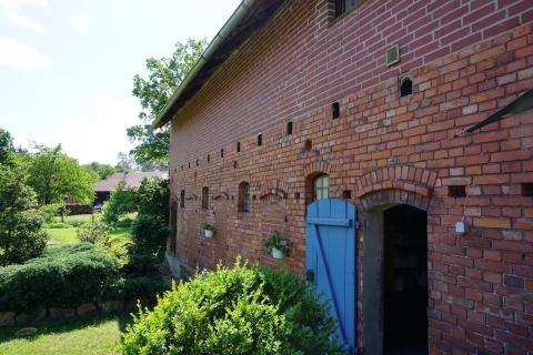 Massives Nebengebäude