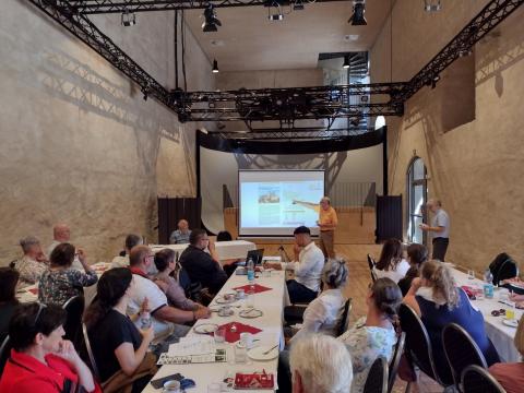 Abschlussveranstaltung zum Kooperationsprojekt "Genuss-Bike-Paradies" in der Kulturscheune im Schloss Hessen